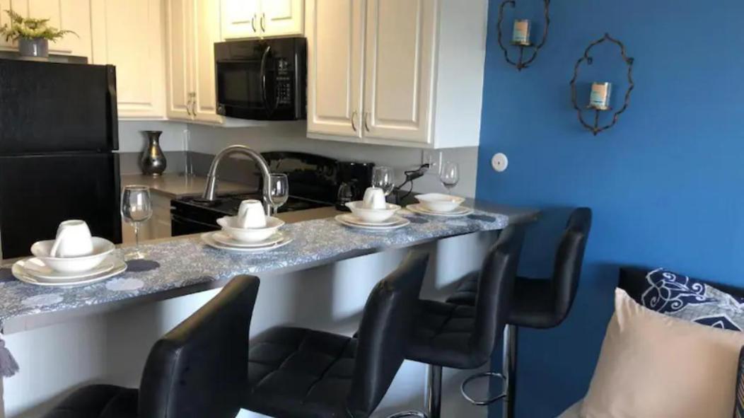 Apartamento Hollywood Studio With Pool And Balcony *