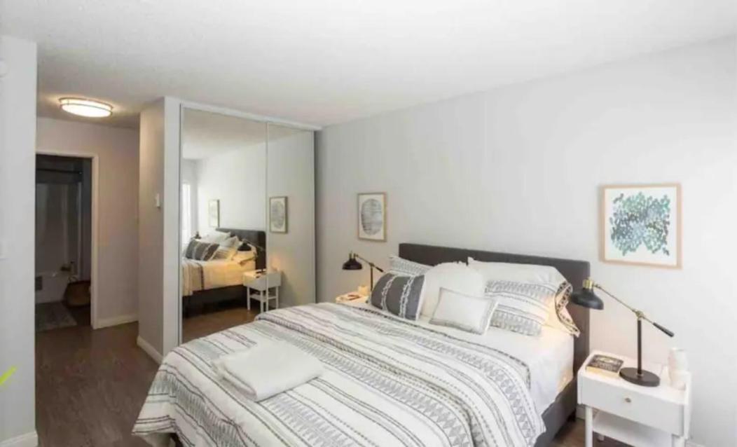 Hollywood Studio With Pool And Balcony Los Ángeles
