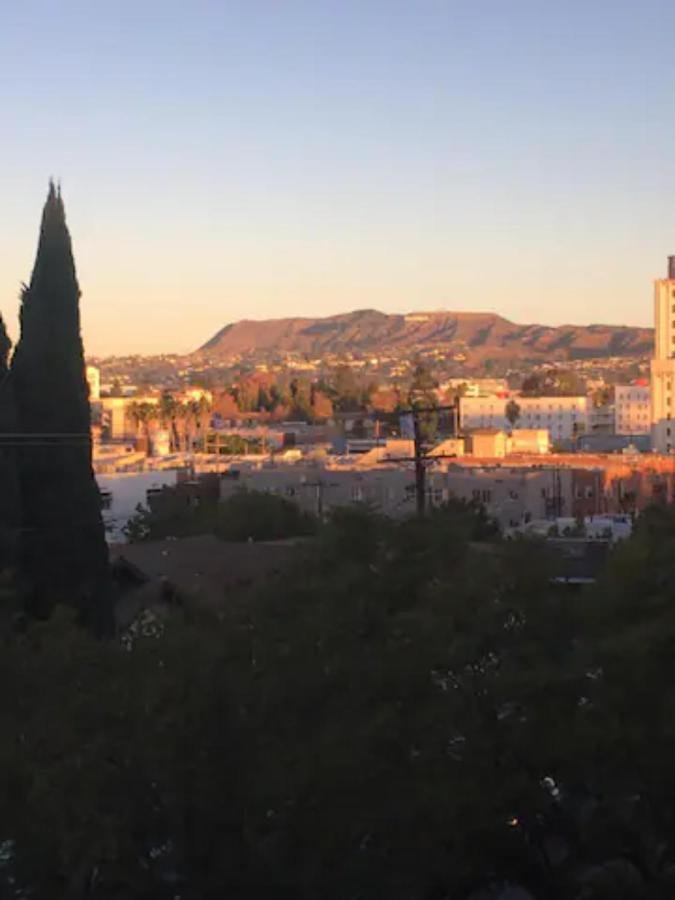 Hollywood Studio With Pool And Balcony Apartamento Los Angeles